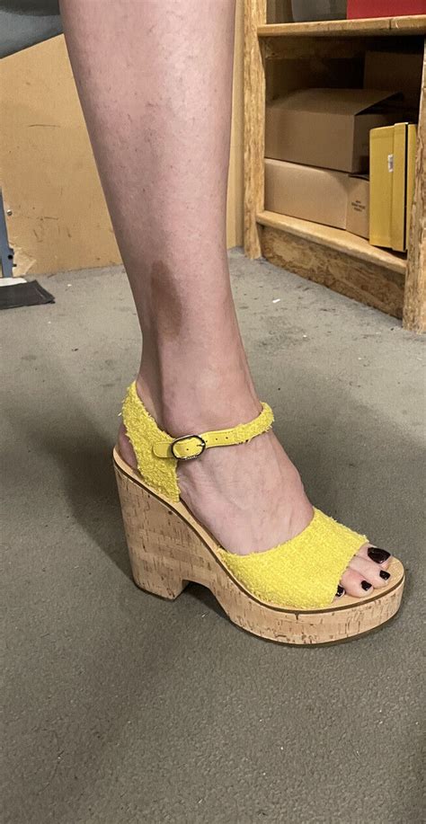 chanel wedge sandals 2022.